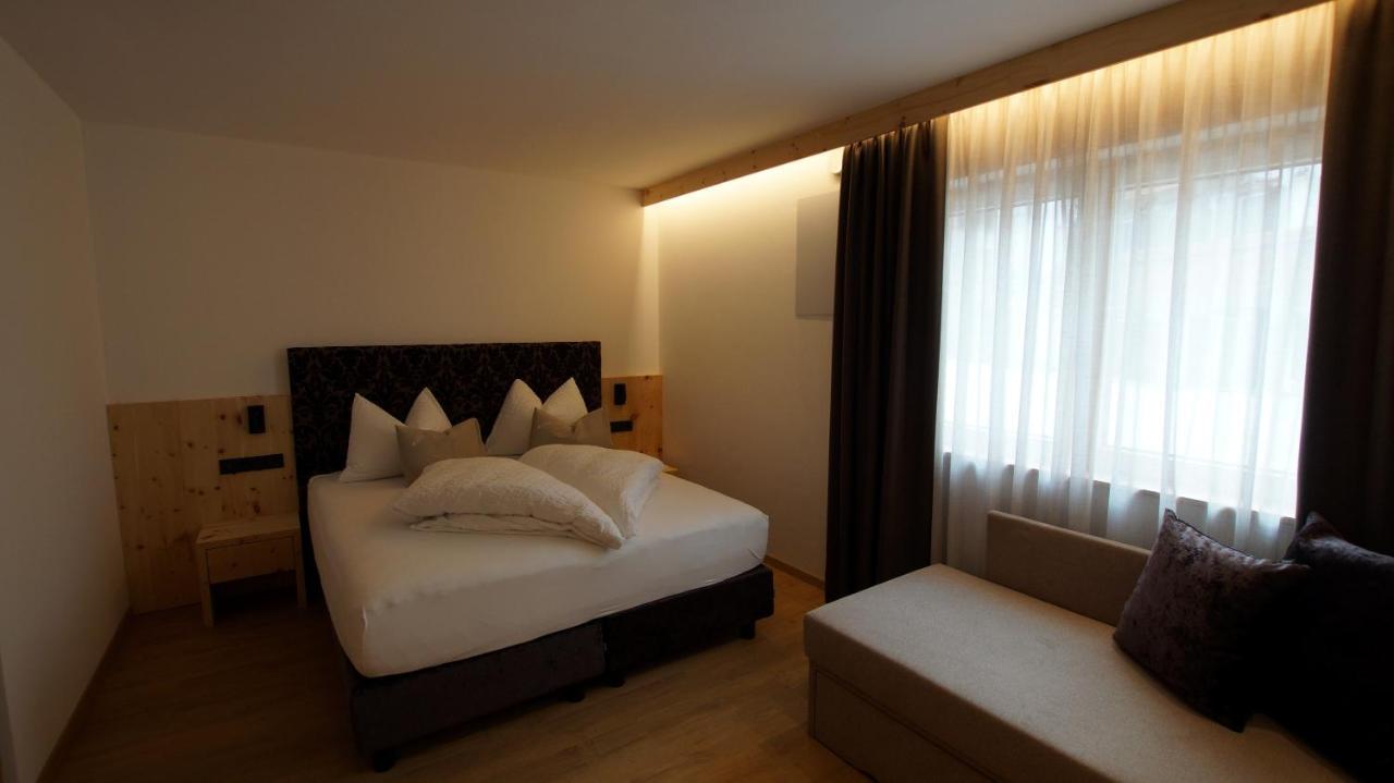 Hotel Andechserhof & Mountain Sky Лайон Екстериор снимка